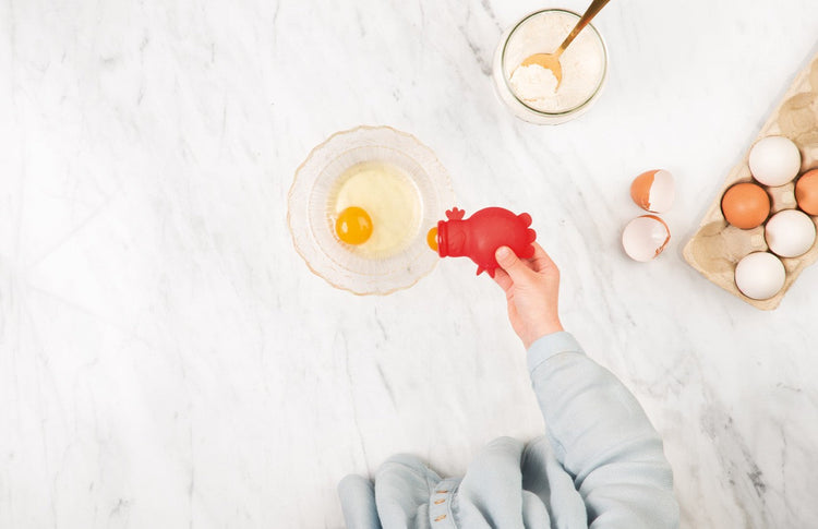 ## LITTLE CHEF. Ophelie Egg Separator