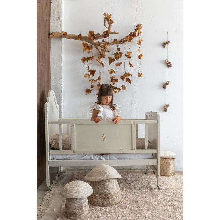 Lorena Canals. Basket Mama Mushroom 33x38