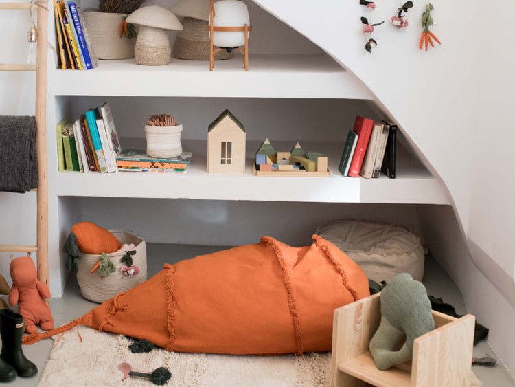 Lorena Canals. Bean Bag Cathy the Carrot