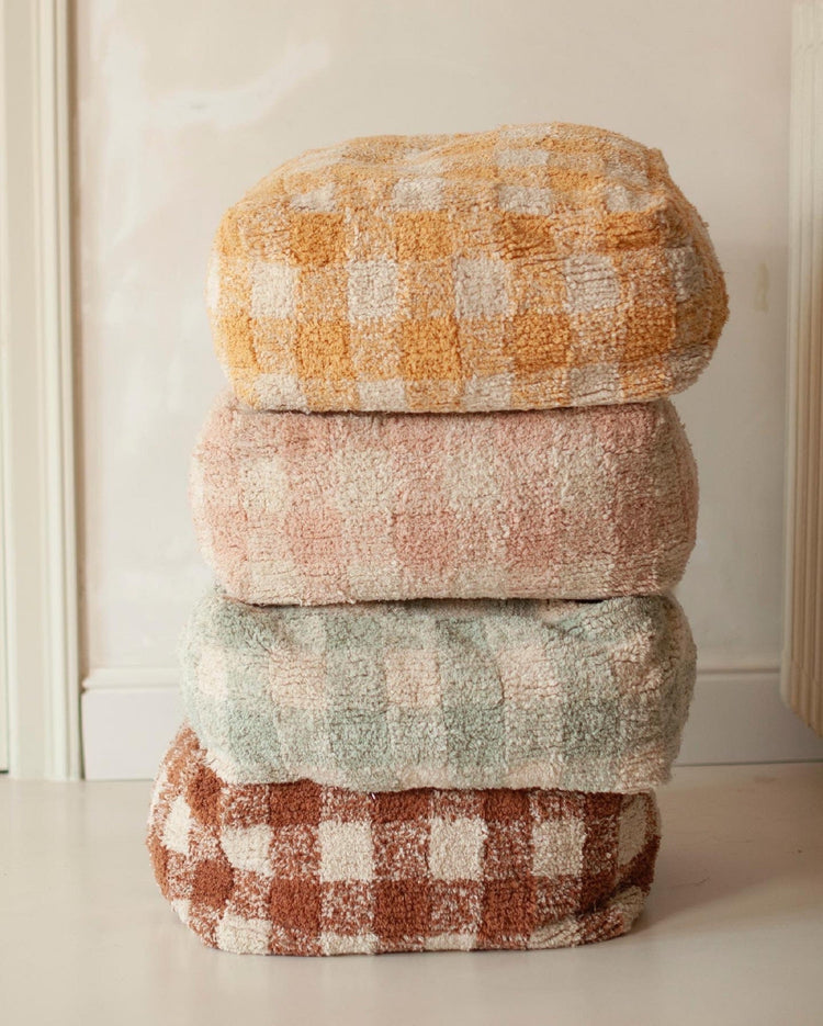 Lorena Canals. Pouf Vichy Blue Sage