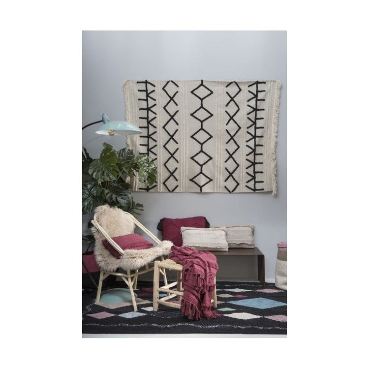 Lorena Canals. Cushion Air Savannah Red 30X50