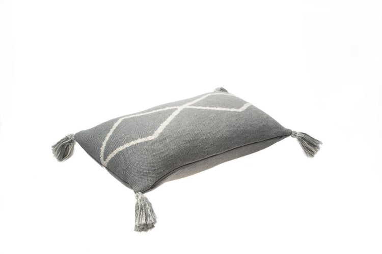 Lorena Canals. Cushion Oasis Grey 30X48