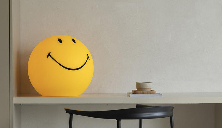 MR MARIA. Smiley XL High Light lamp (incl. EU adapter)