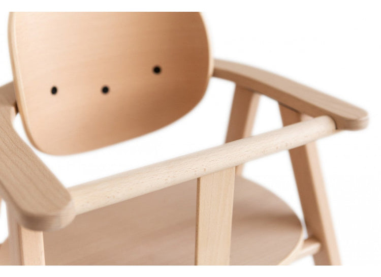 GROWING GREEN. Evolving chair
