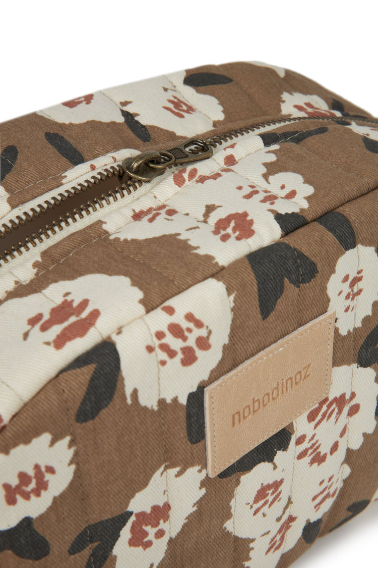 HYDE PARK. Waterproof vanity case Camellia 26x15x10