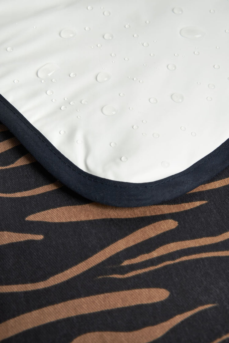 HYDE PARK. Waterproof changing pad Blue Waves  50x70