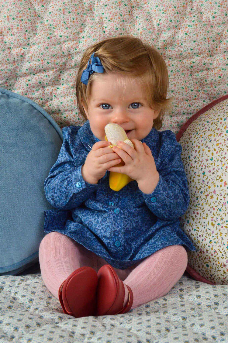 OLI&CAROL. Baby teether - Ana Banana