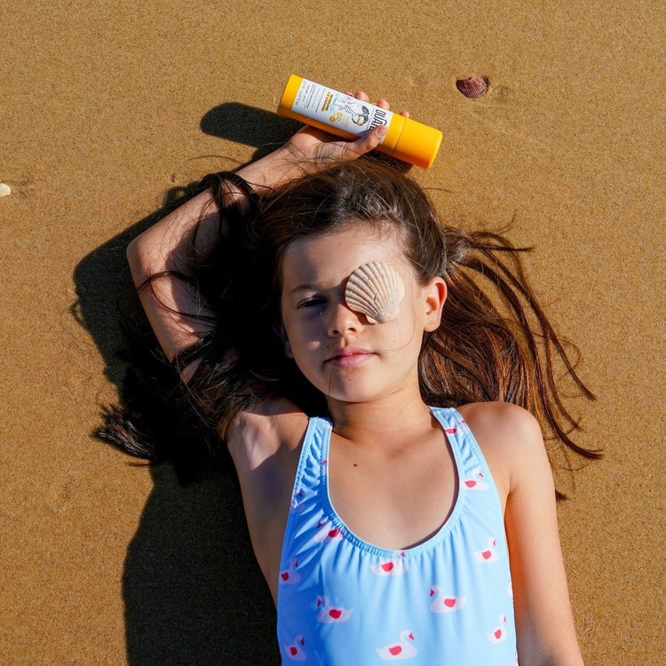 OUATE. MY PROTECTIVE SUN MIST SPF50. Protective face and body mist