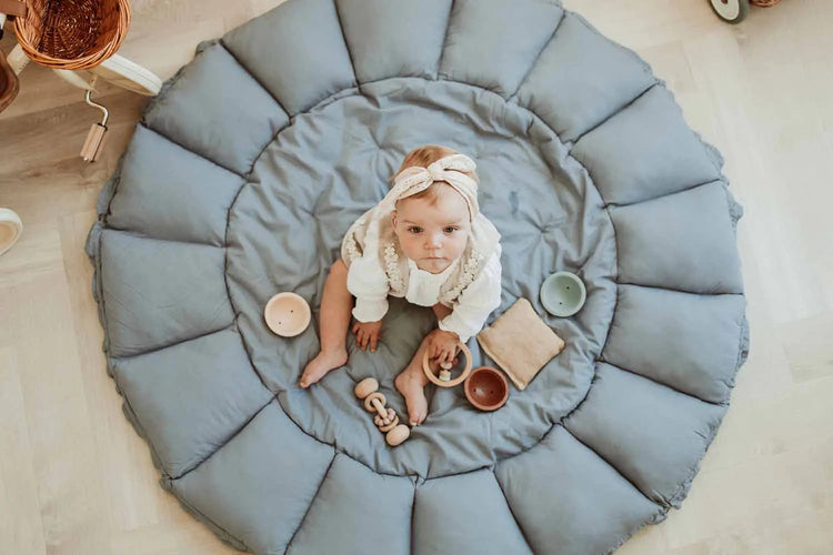 PLAY&GO. 3 in 1 Playmat - Bloom - Storage Bag. Dusty Blue