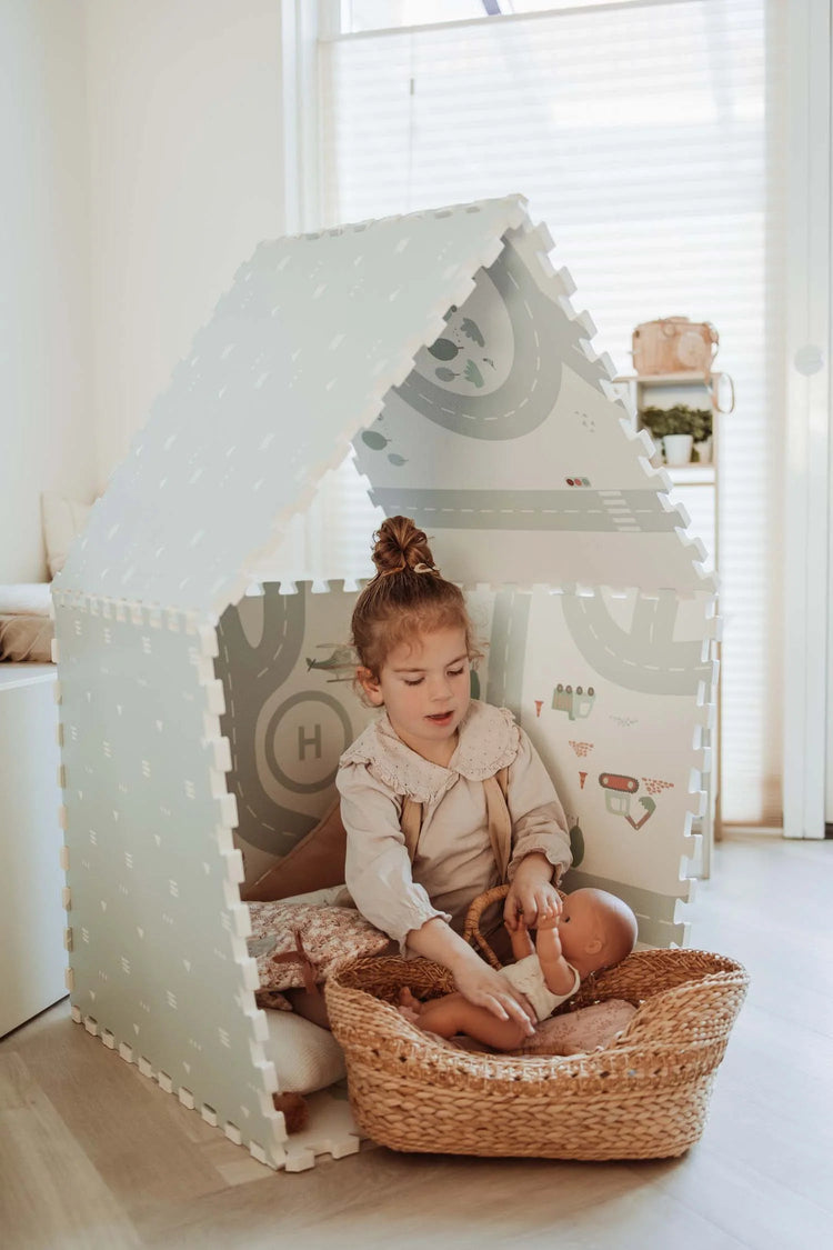 PLAY&GO. EEVAA playmat - puzzle - storage box - Road