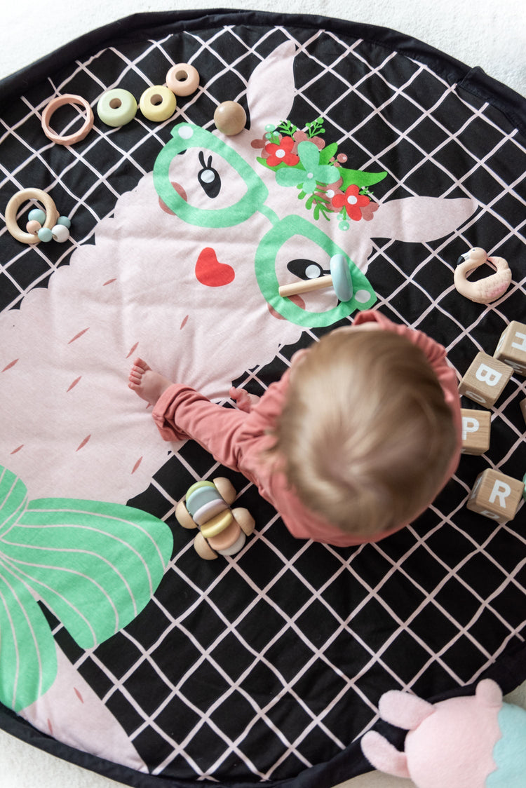 PLAY&GO. 2 in 1 Soft Playmat. Lama