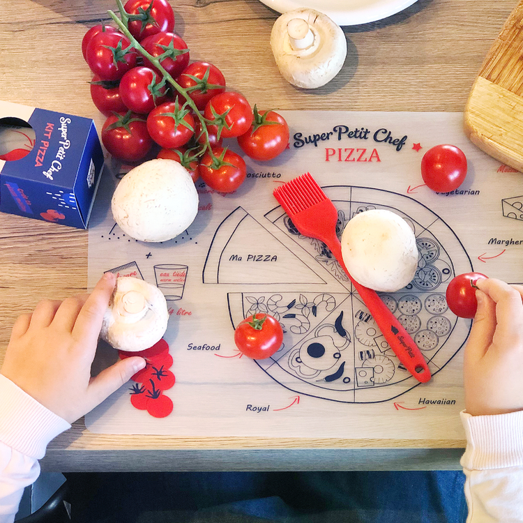 SUPER PETIT. Σουπλά σιλικόνης παρασκευής Pizza με αξεσουάρ